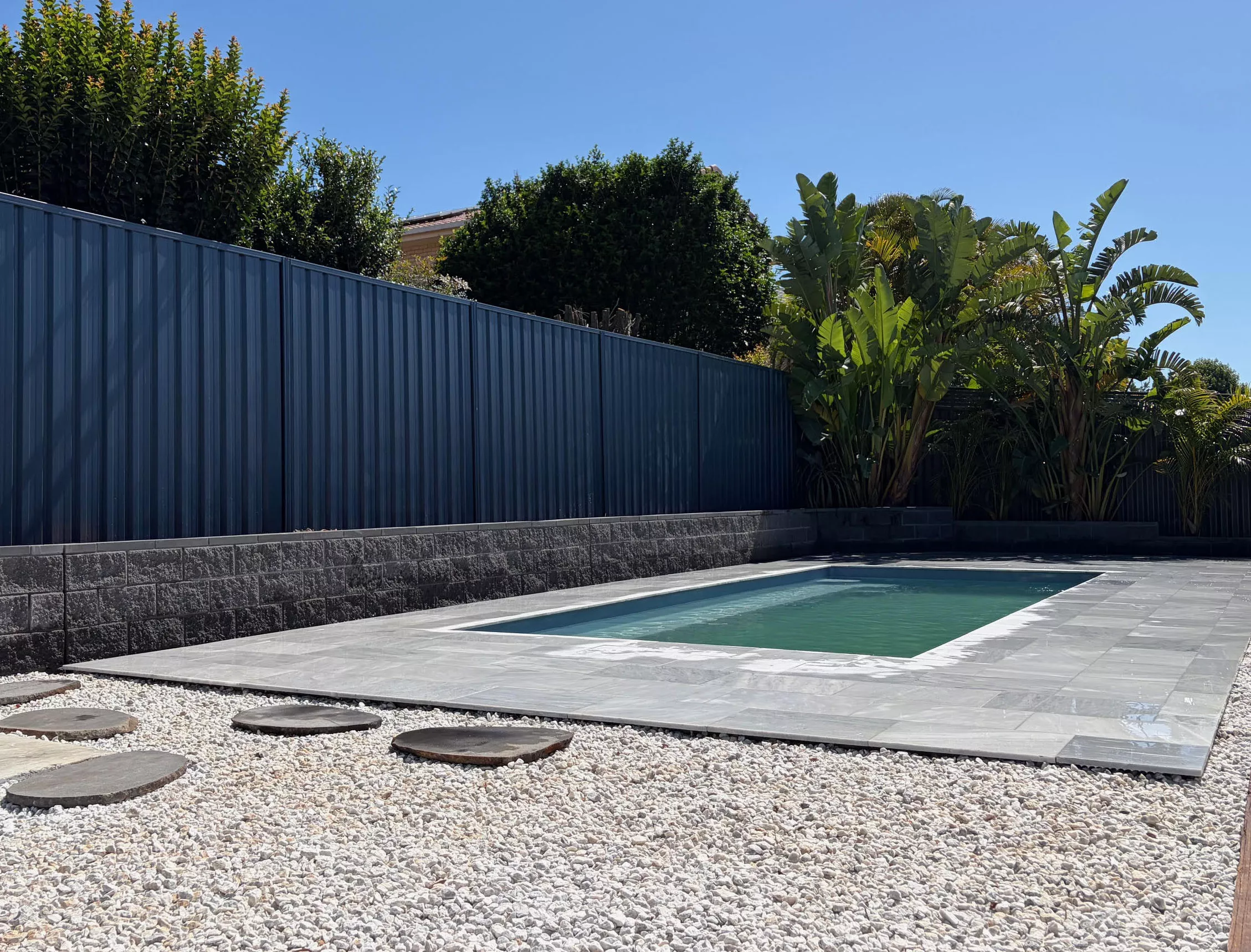 Retaining wall construction on the Mid North Coast